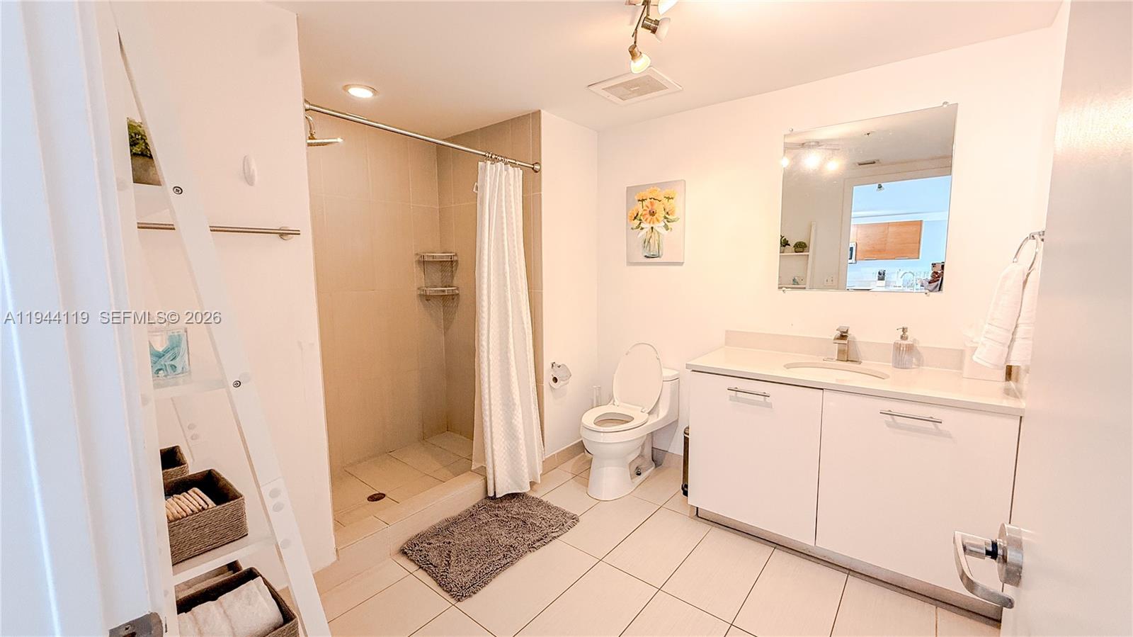 3250 NE 1st Ave #1110, Miami FL 33137