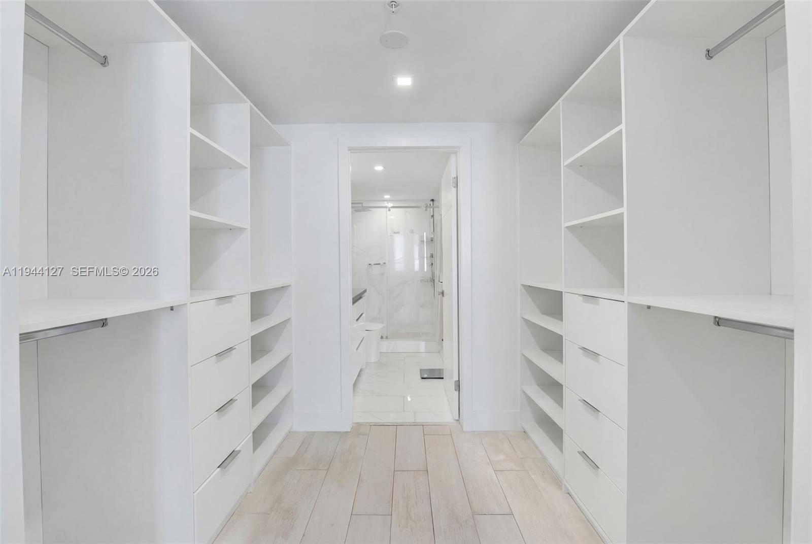 701 Brickell Key Blvd #1506, Miami FL 33131
