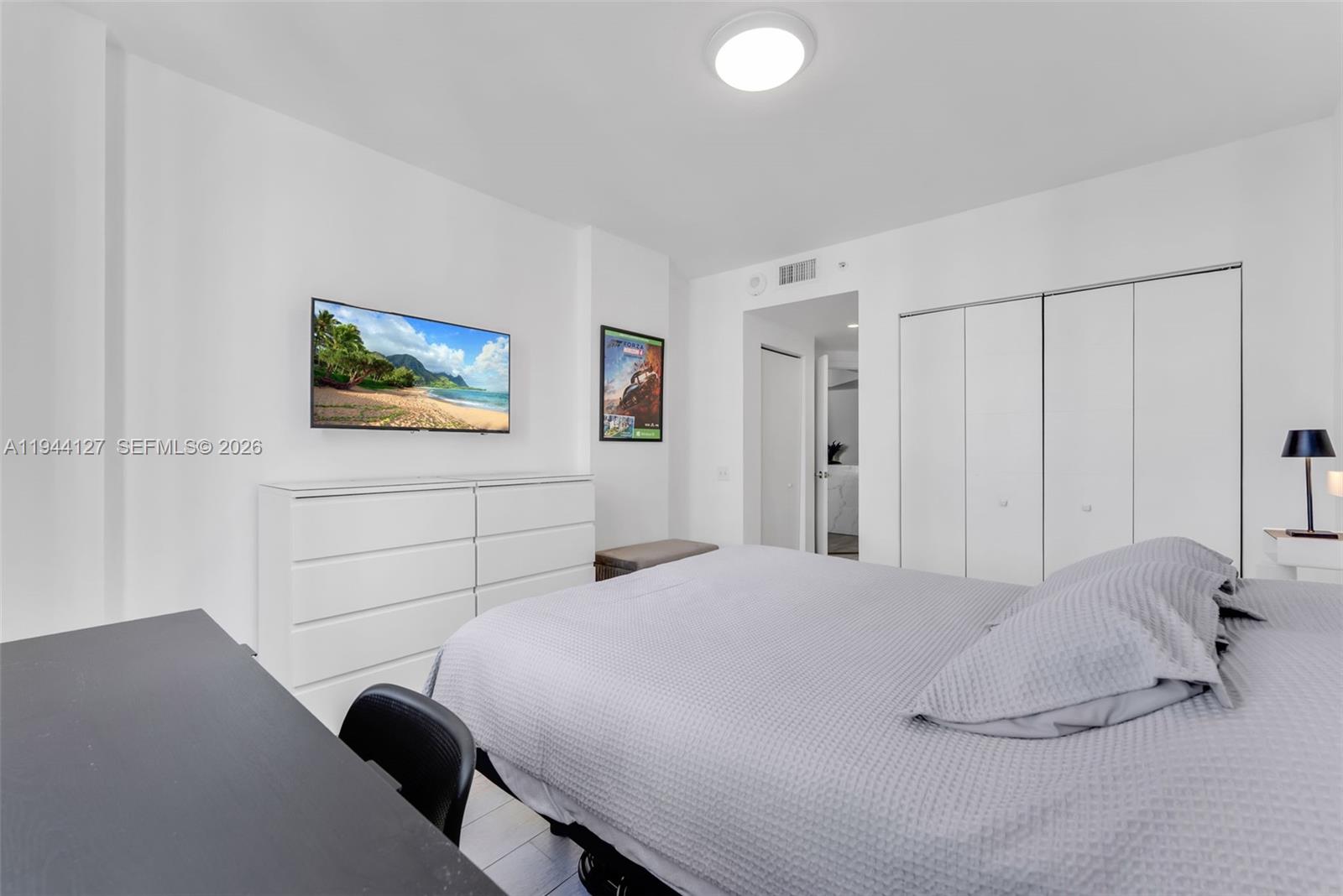 701 Brickell Key Blvd #1506, Miami FL 33131