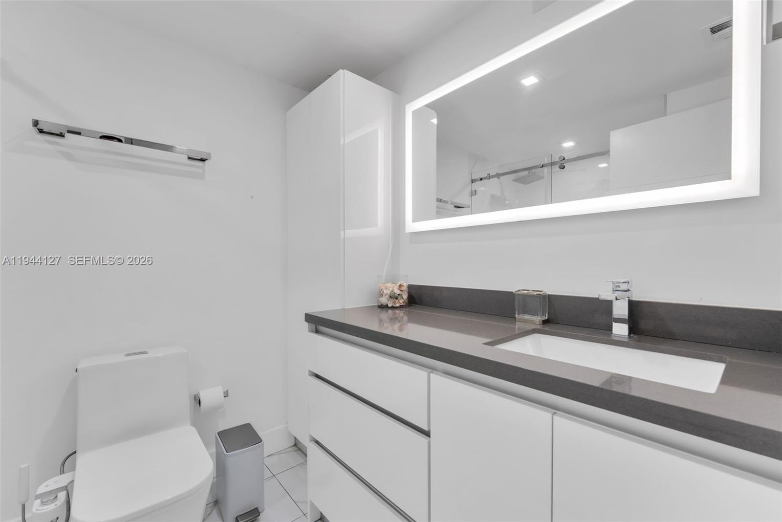 701 Brickell Key Blvd #1506, Miami FL 33131