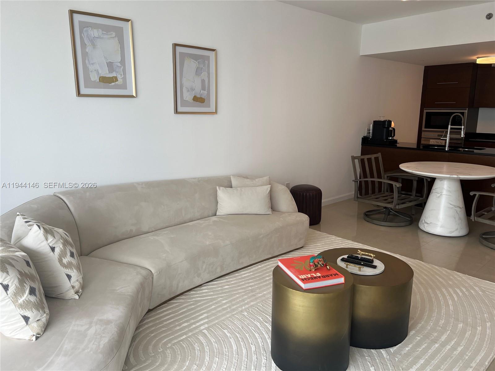 475 Brickell Ave #3514, Miami FL 33131