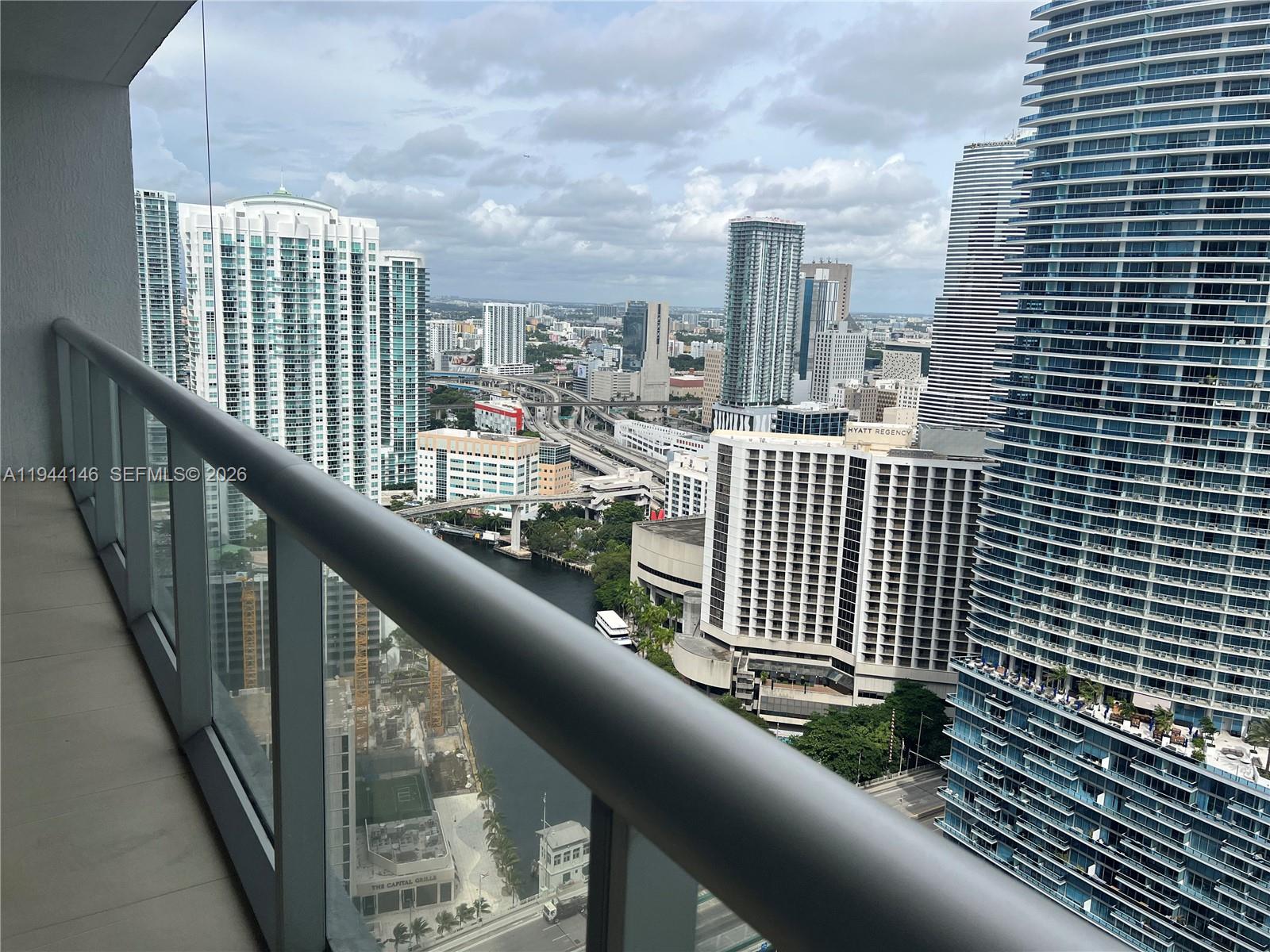 475 Brickell Ave #3514, Miami FL 33131