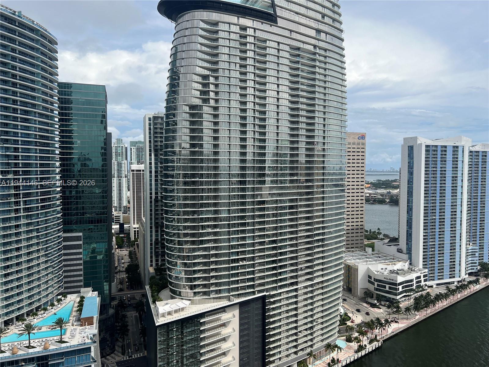 475 Brickell Ave #3514, Miami FL 33131