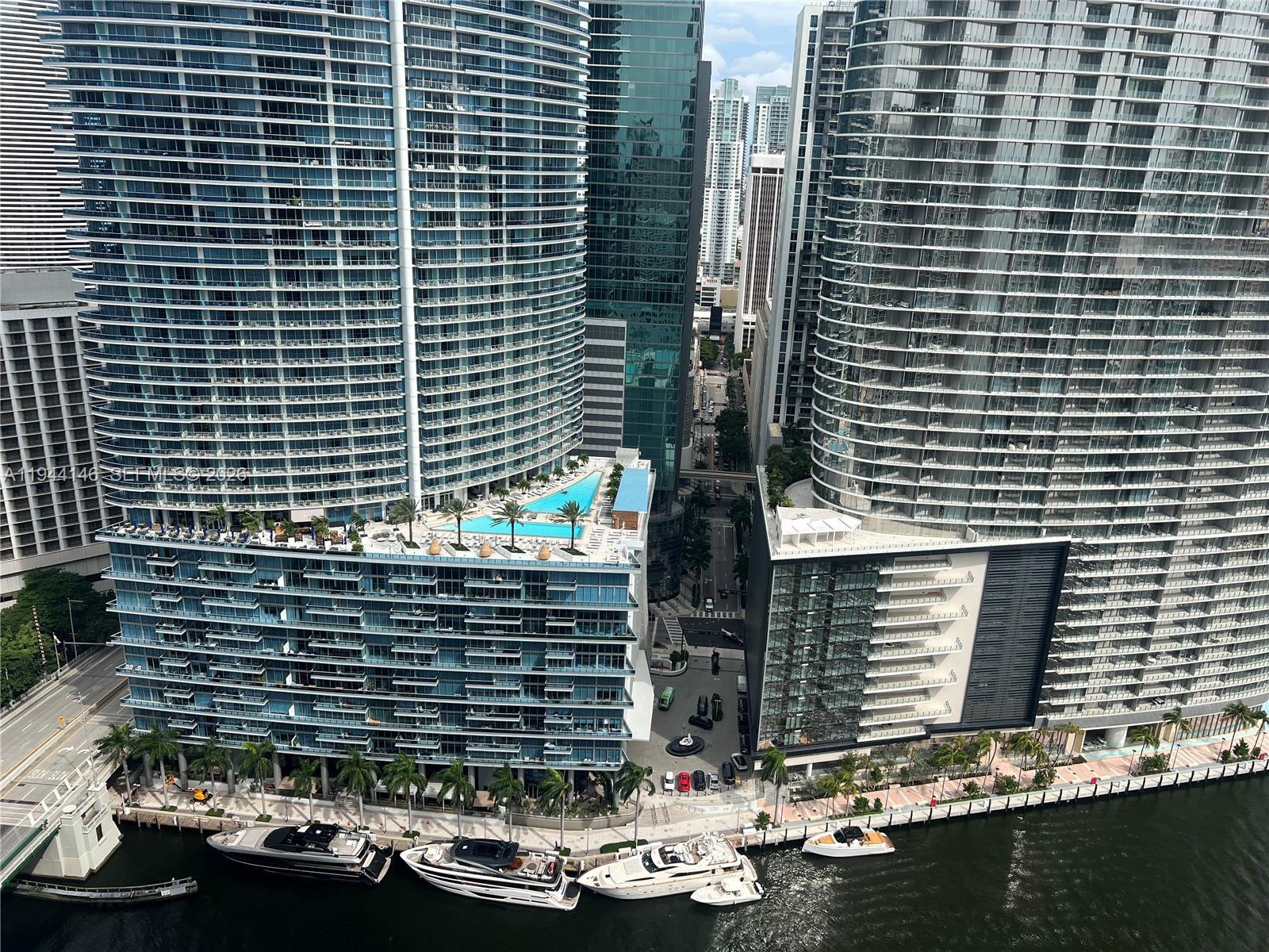 475 Brickell Ave #3514, Miami FL 33131