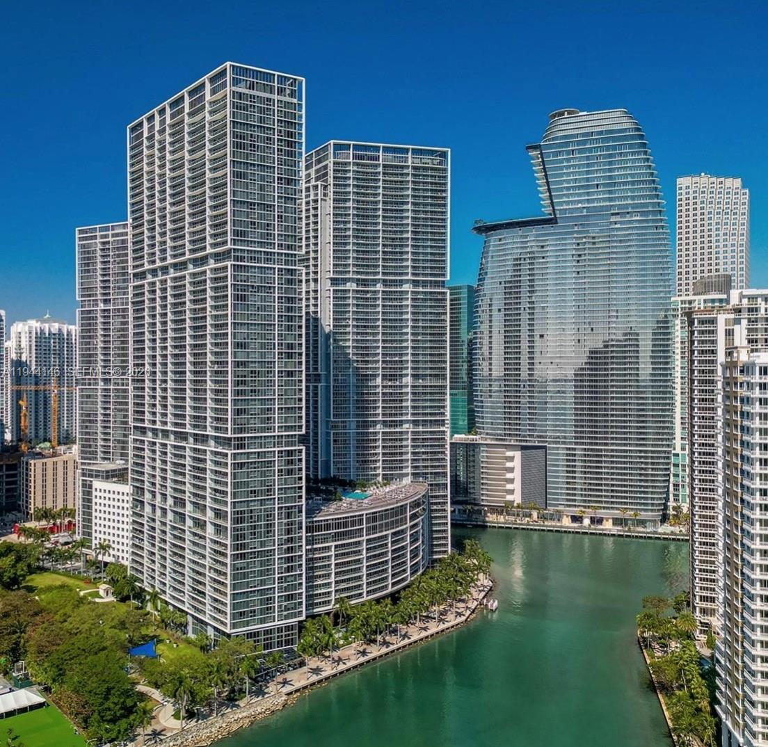475 Brickell Ave #3514, Miami FL 33131