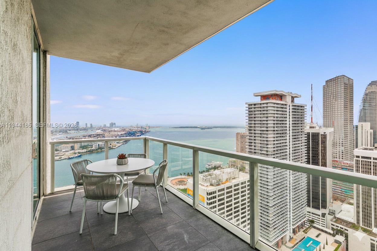 253 NE 2nd St #4608, Miami FL 33132