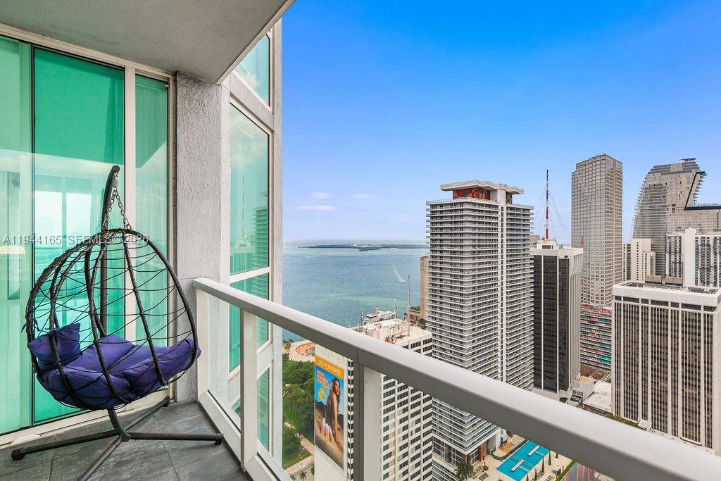 253 NE 2nd St #4608, Miami FL 33132