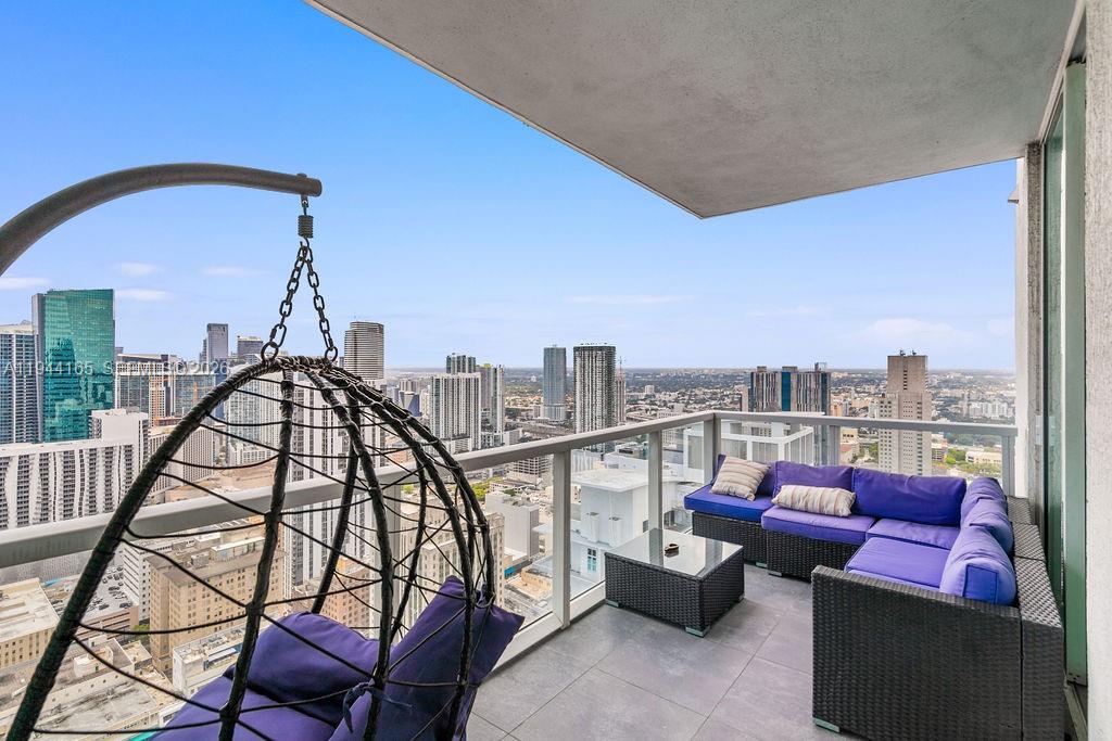 253 NE 2nd St #4608, Miami FL 33132