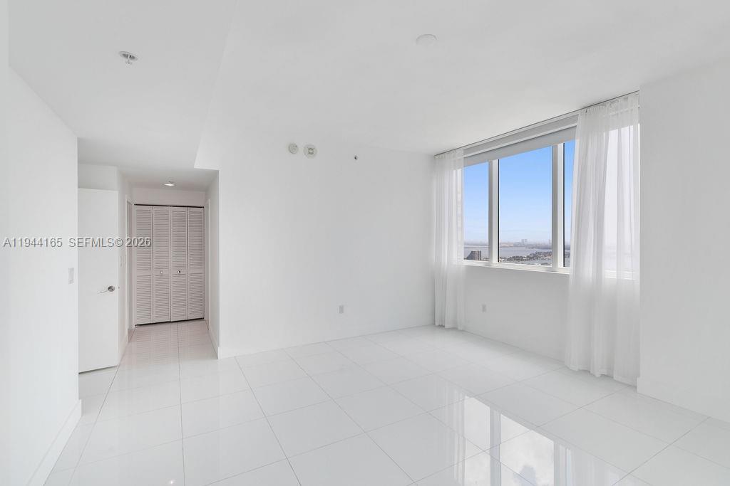 253 NE 2nd St #4608, Miami FL 33132