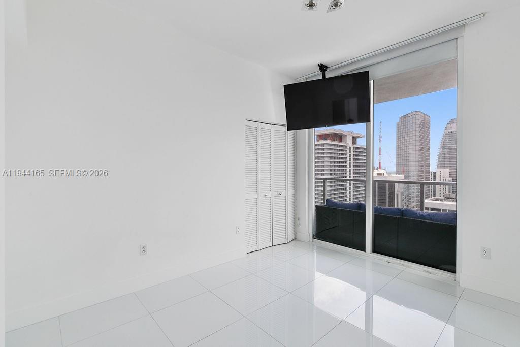 253 NE 2nd St #4608, Miami FL 33132