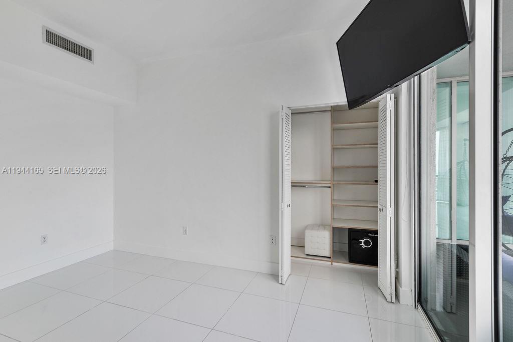 253 NE 2nd St #4608, Miami FL 33132