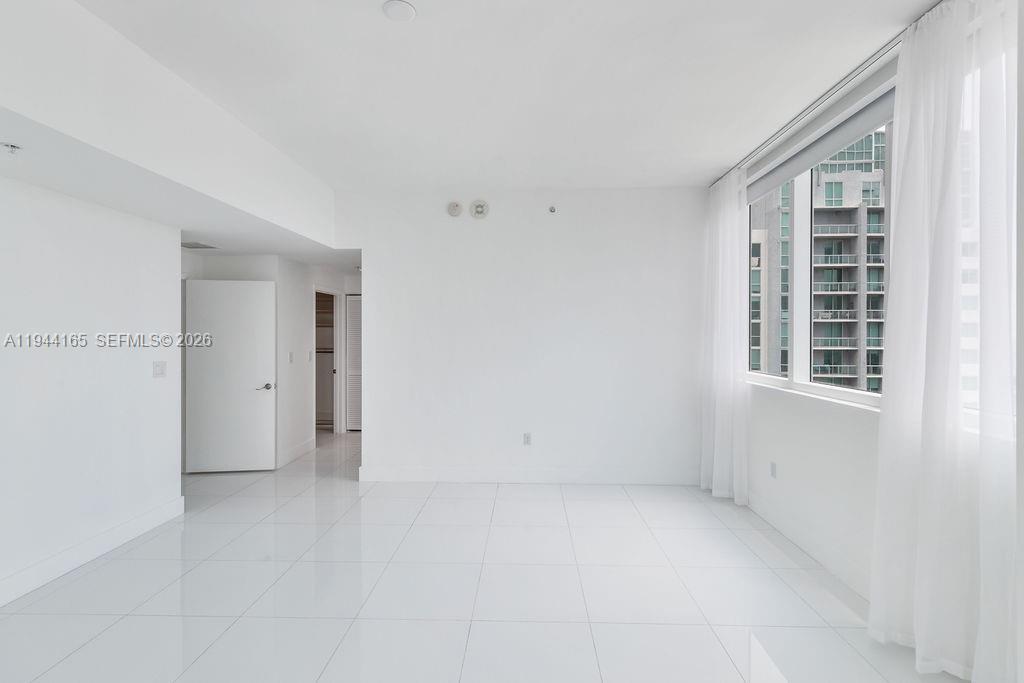 253 NE 2nd St #4608, Miami FL 33132