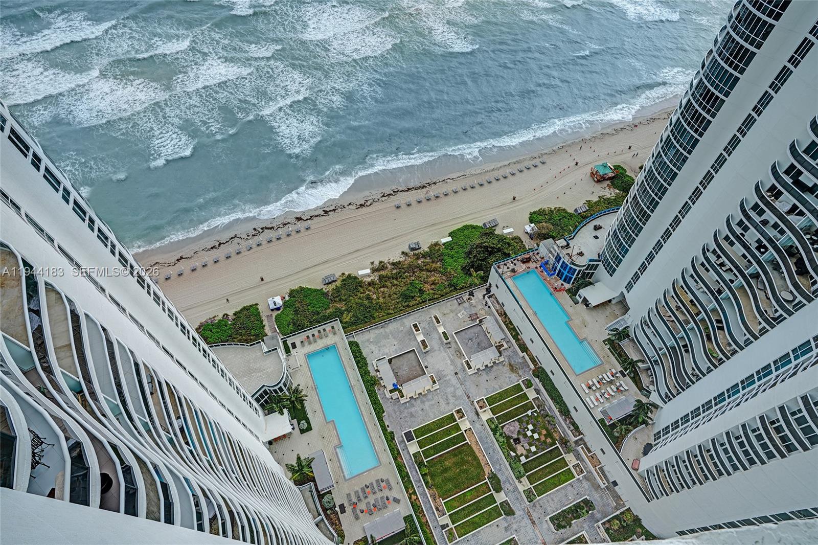 15901 Collins Ave #3006, Sunny Isles Beach FL 33160