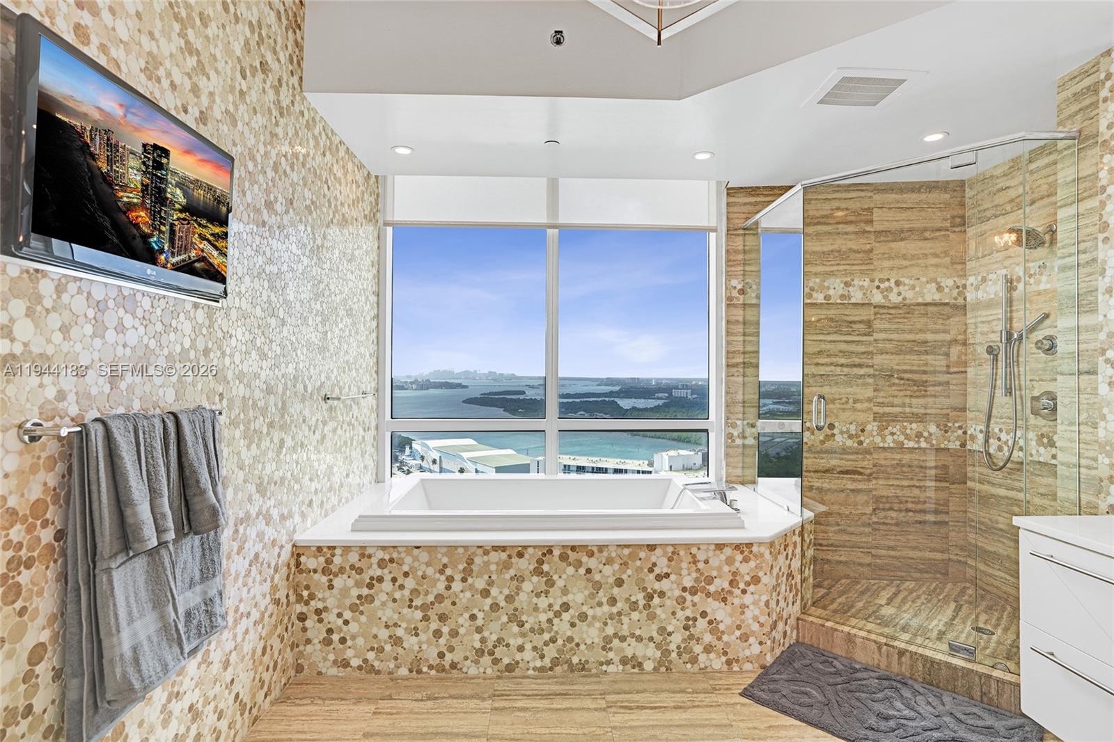 15901 Collins Ave #3006, Sunny Isles Beach FL 33160