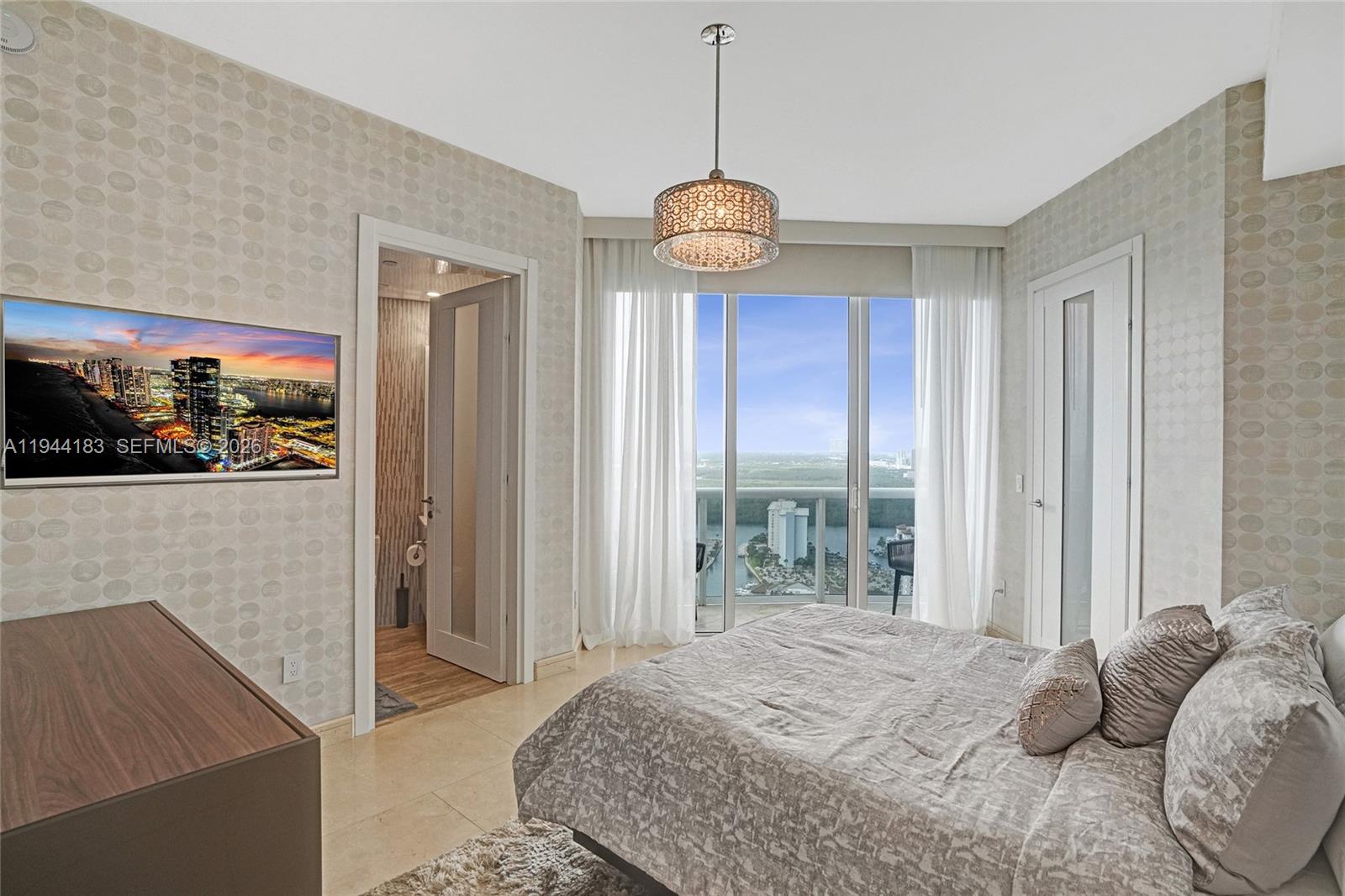 15901 Collins Ave #3006, Sunny Isles Beach FL 33160