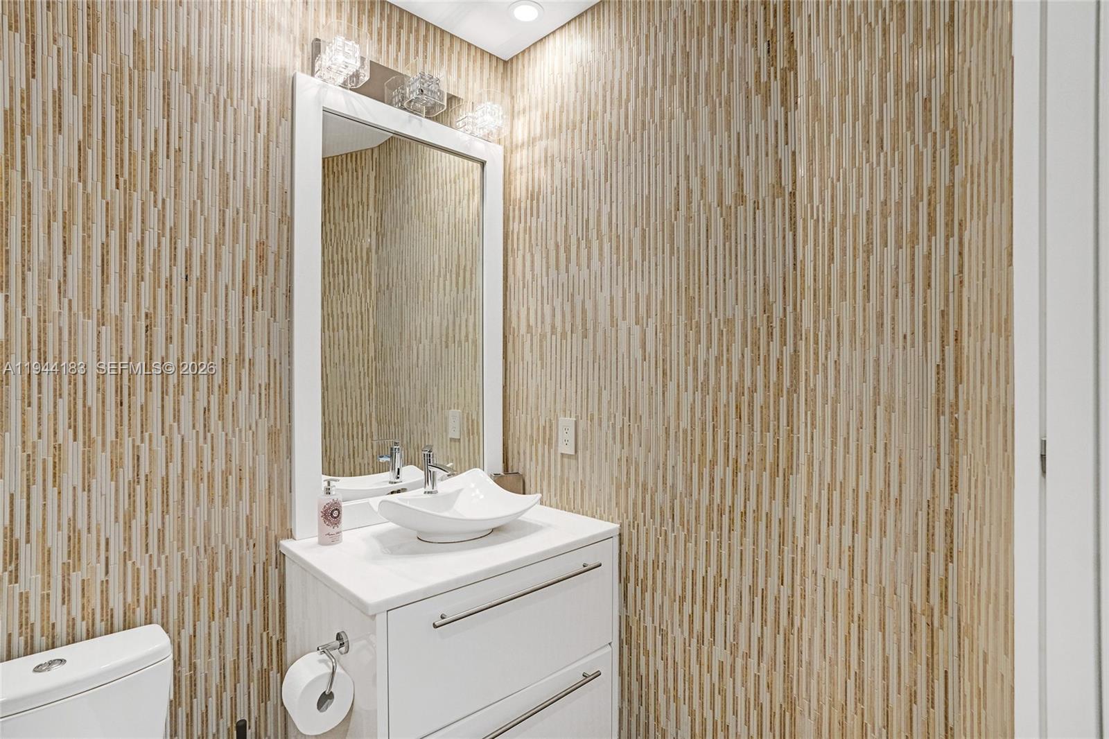 15901 Collins Ave #3006, Sunny Isles Beach FL 33160