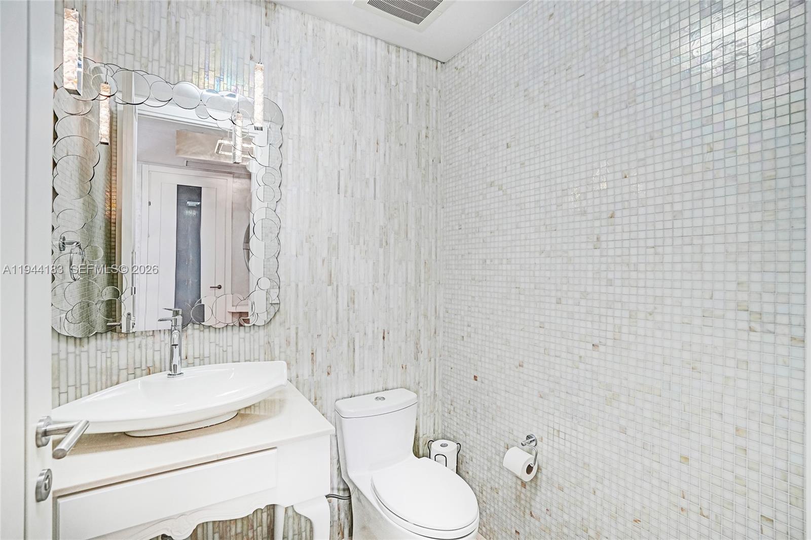 15901 Collins Ave #3006, Sunny Isles Beach FL 33160