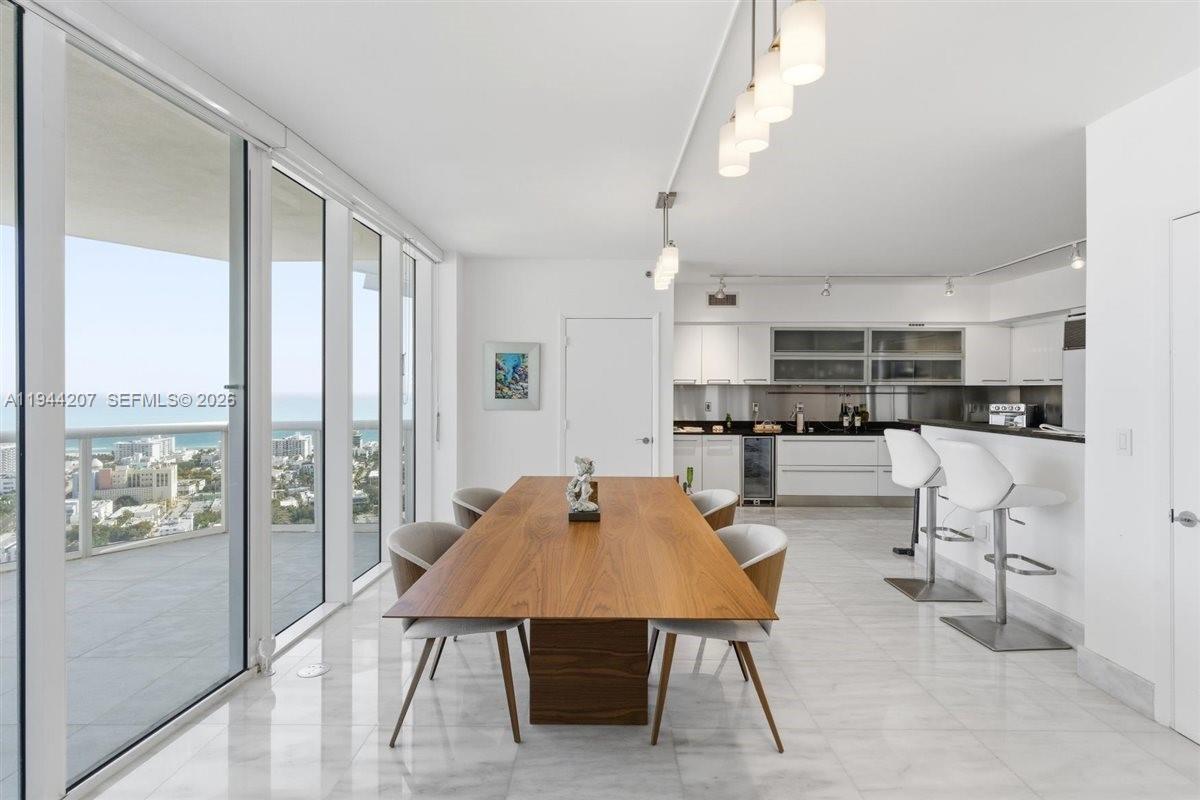400 Alton Rd #3403, Miami Beach FL 33139