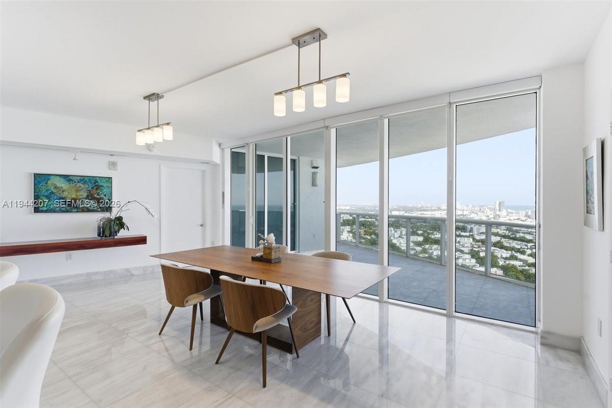 400 Alton Rd #3403, Miami Beach FL 33139