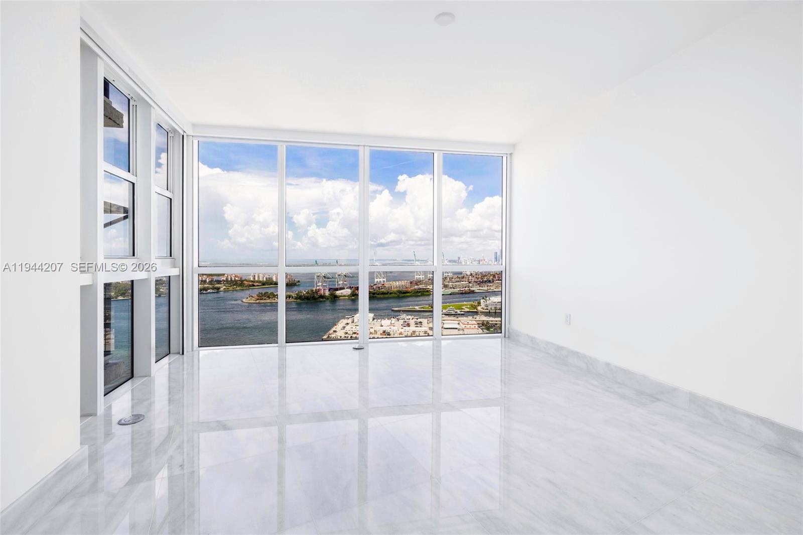 400 Alton Rd #3403, Miami Beach FL 33139