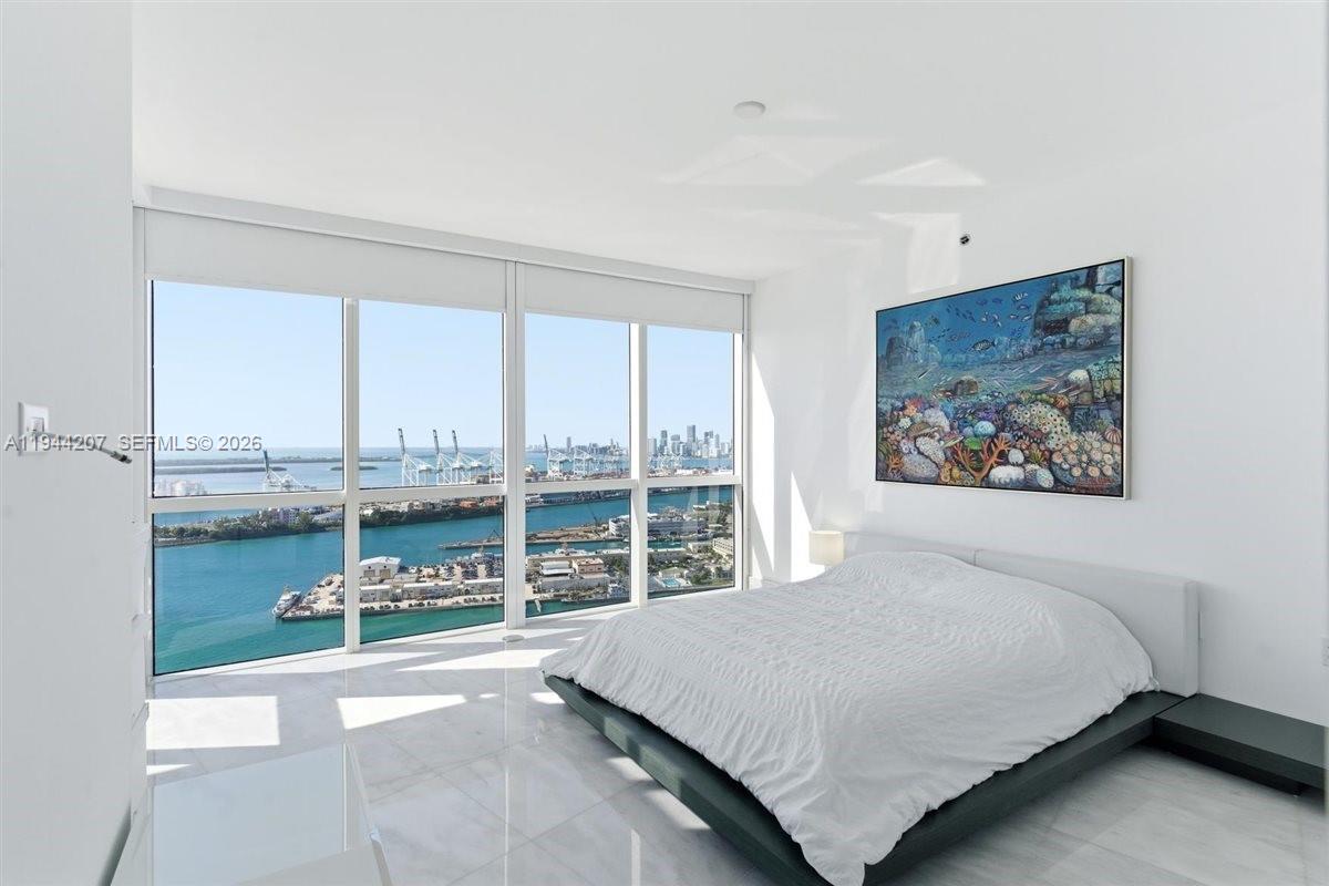 400 Alton Rd #3403, Miami Beach FL 33139