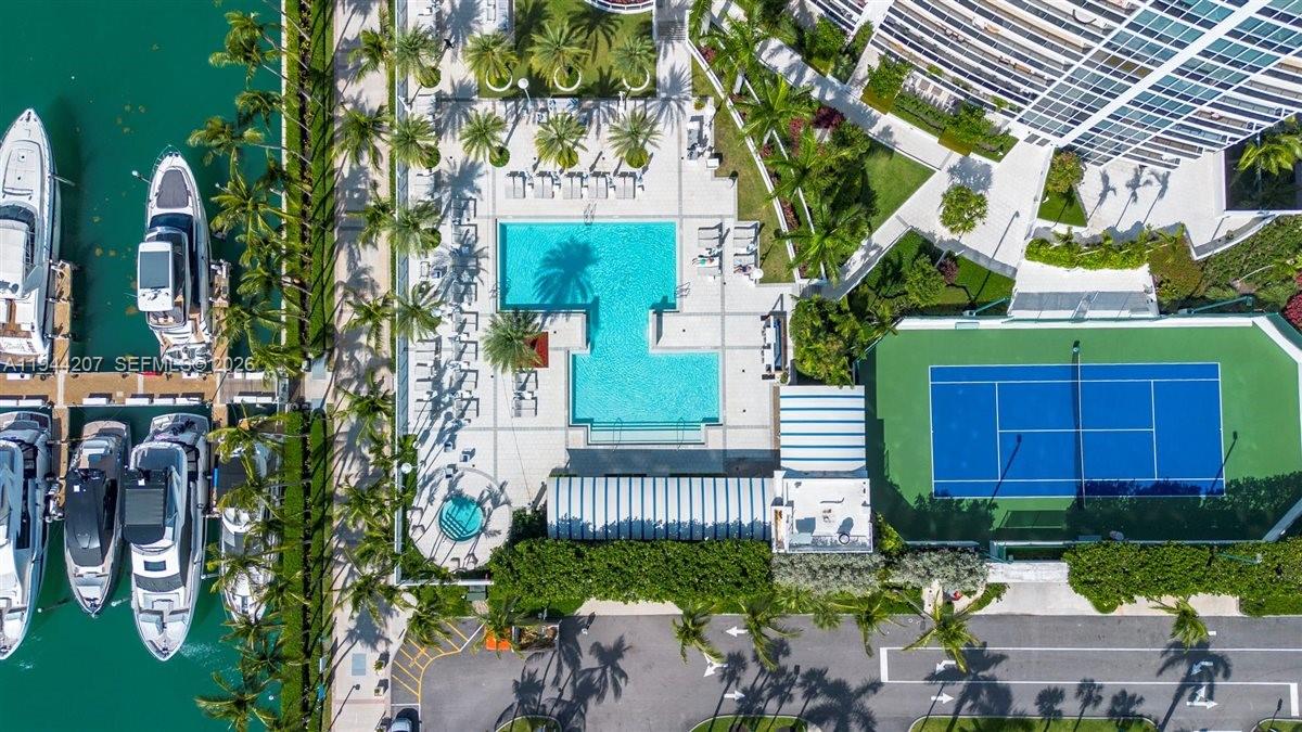 400 Alton Rd #3403, Miami Beach FL 33139