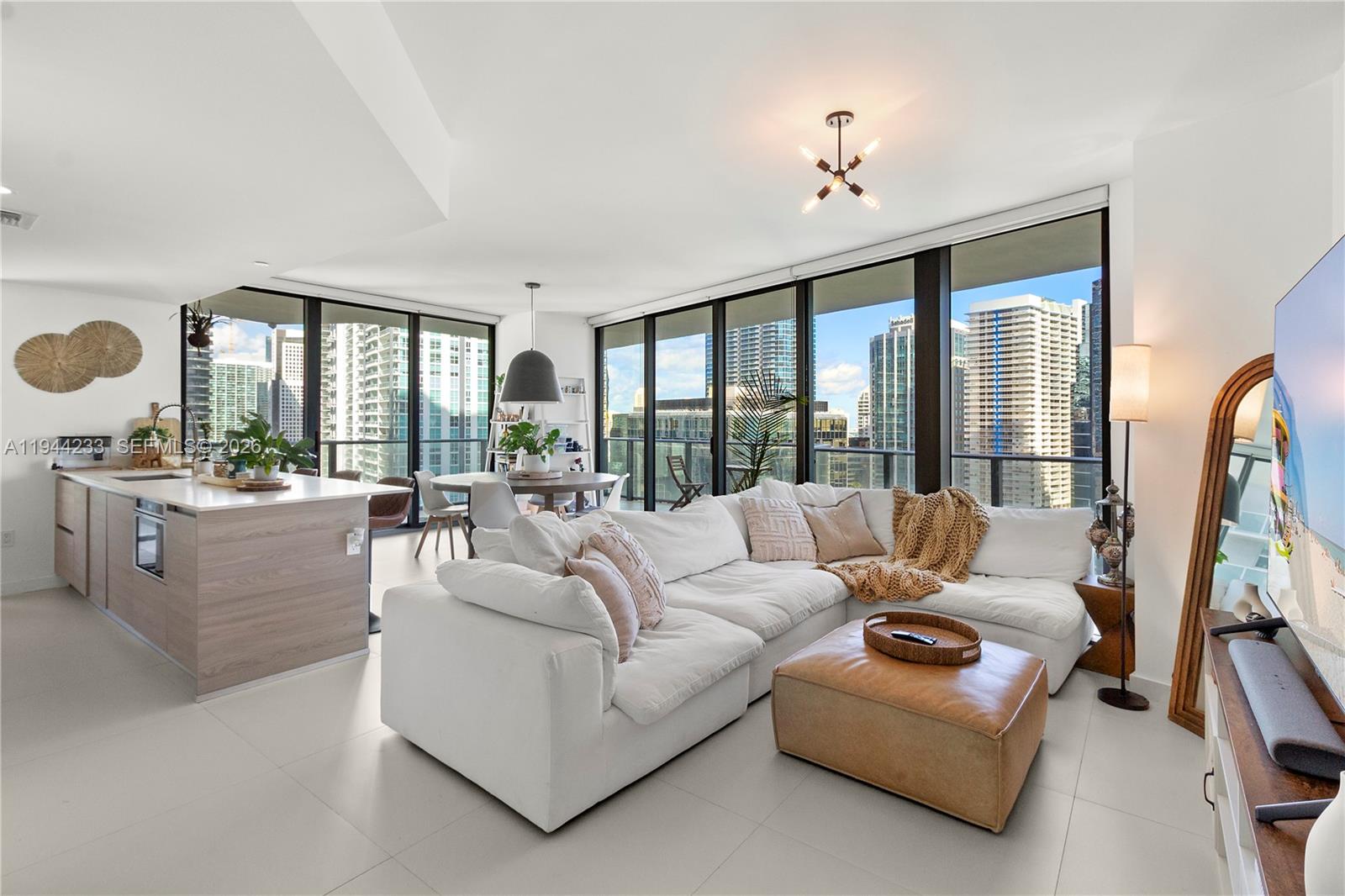 1300 S Miami Ave #2001, Miami FL 33130