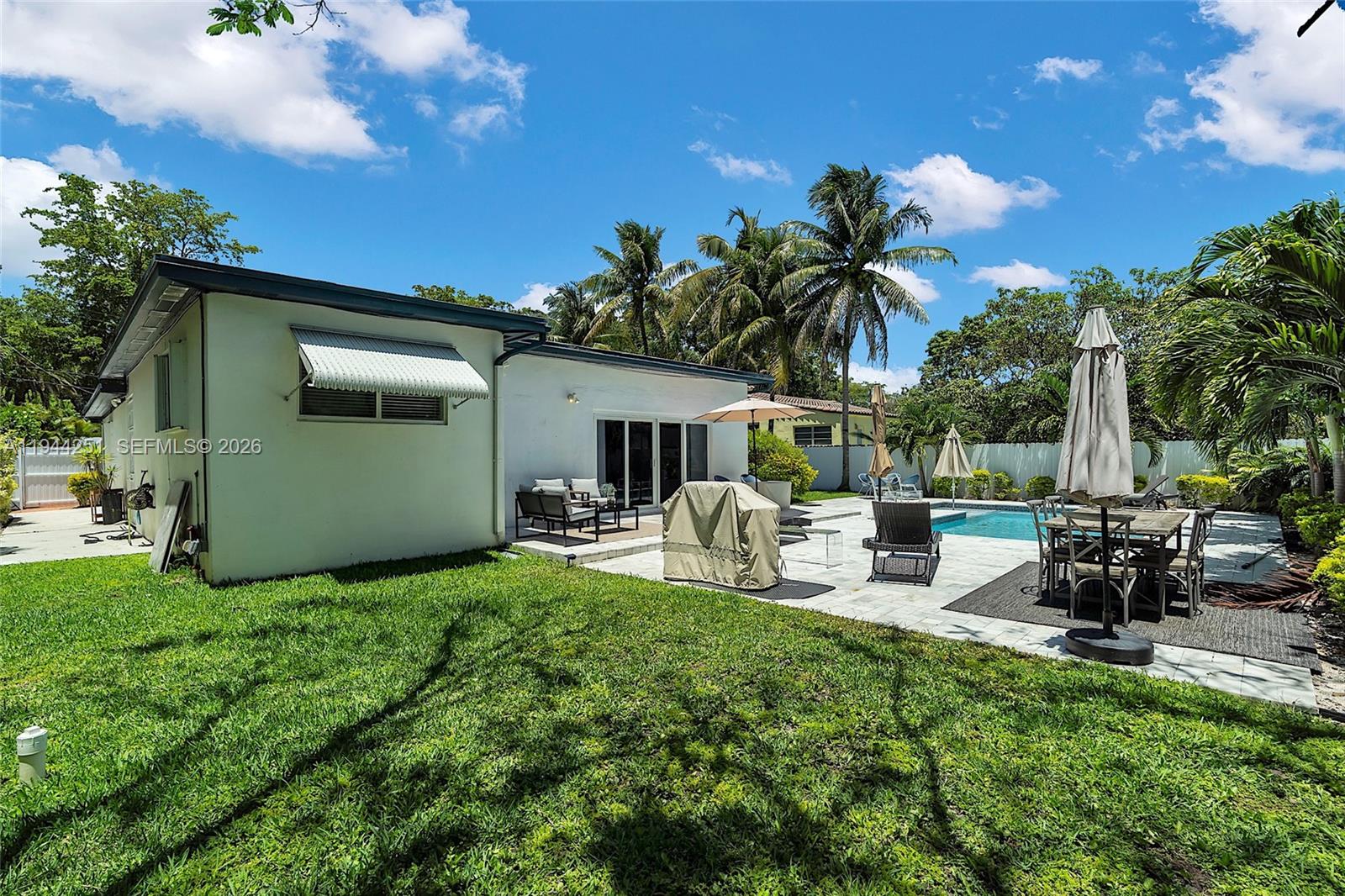 660 NE 121st St, Biscayne Park FL 33161