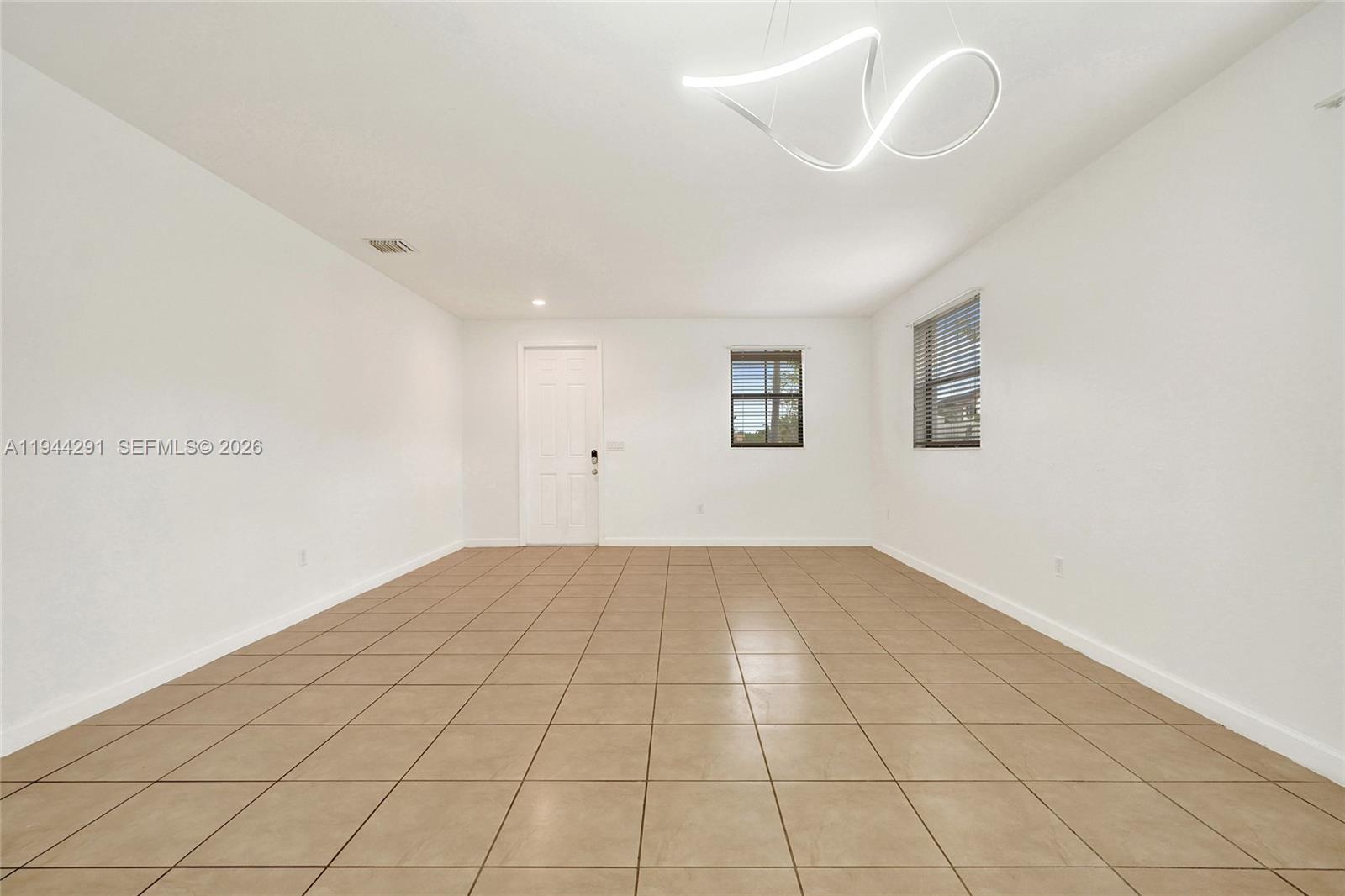 3504 W 94th St, Hialeah FL 33018