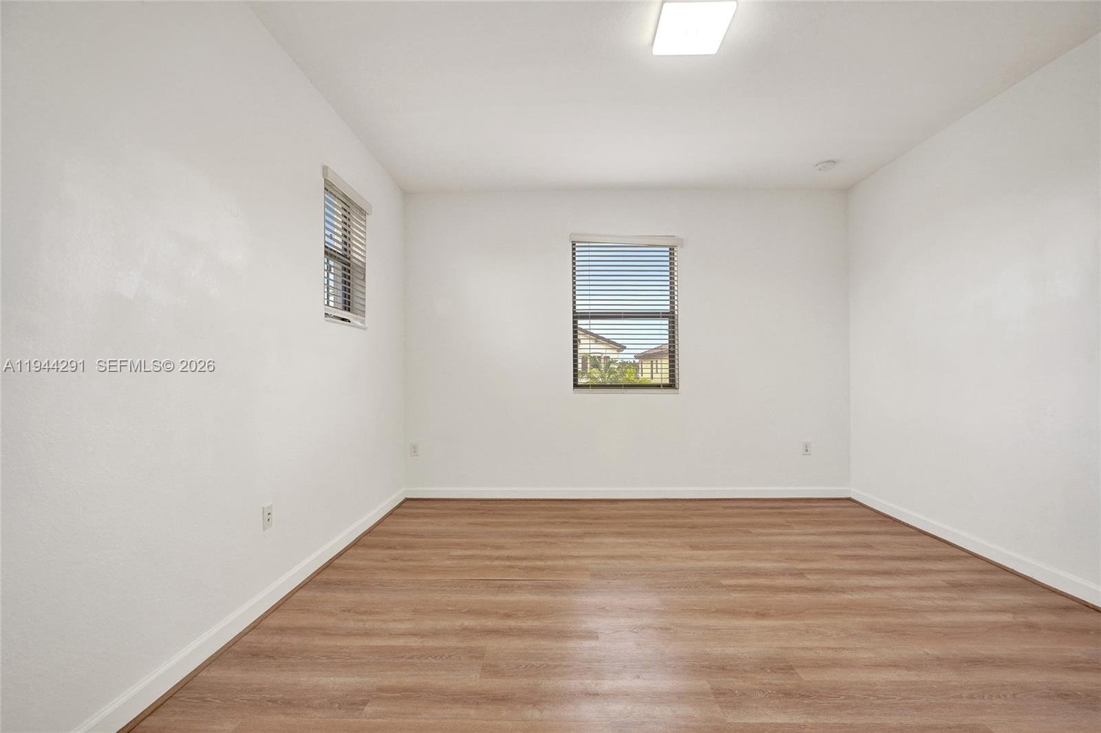 3504 W 94th St, Hialeah FL 33018