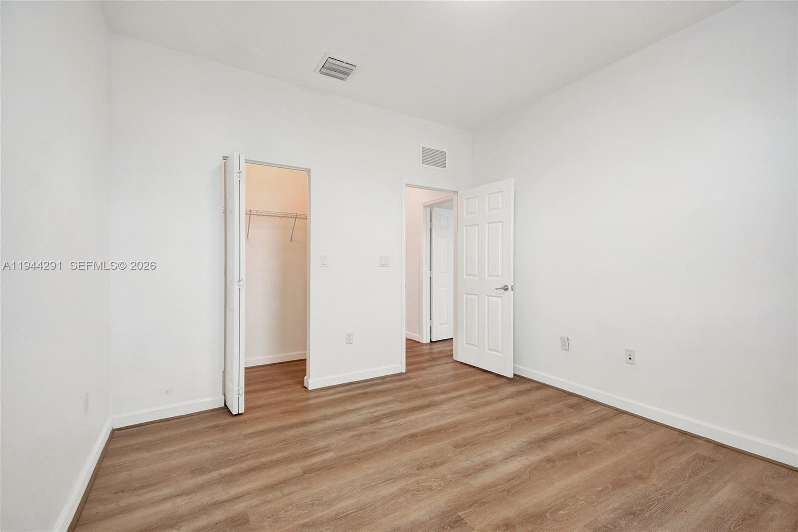3504 W 94th St, Hialeah FL 33018