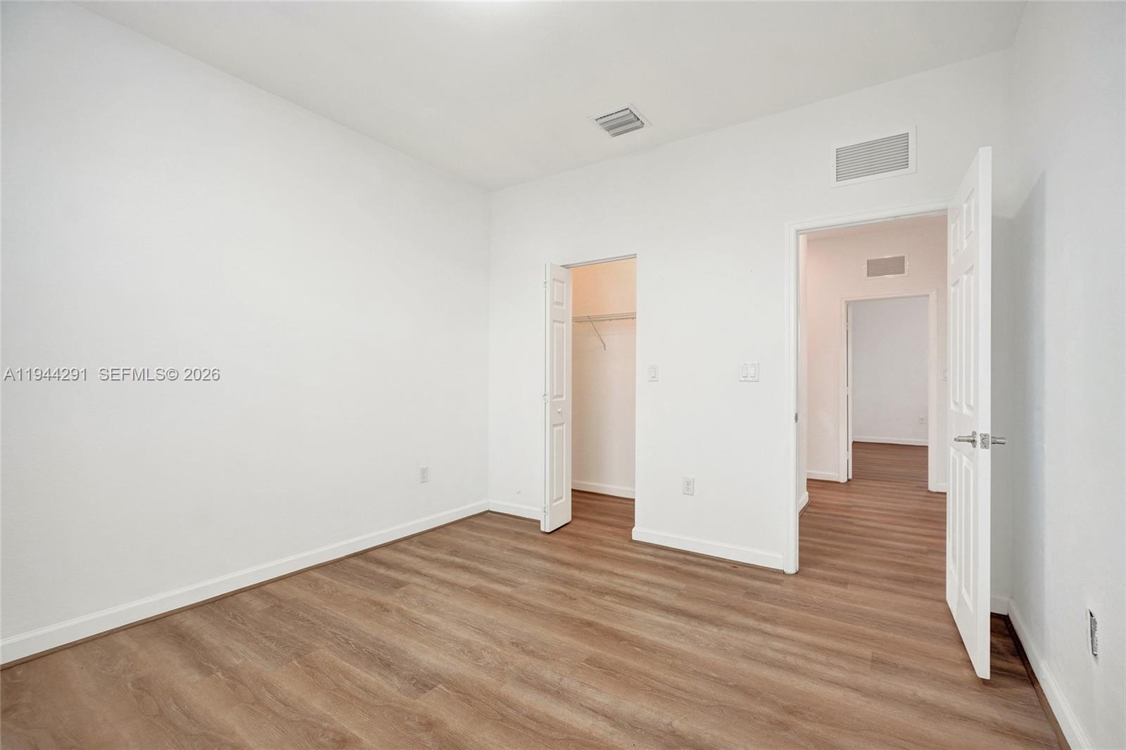 3504 W 94th St, Hialeah FL 33018