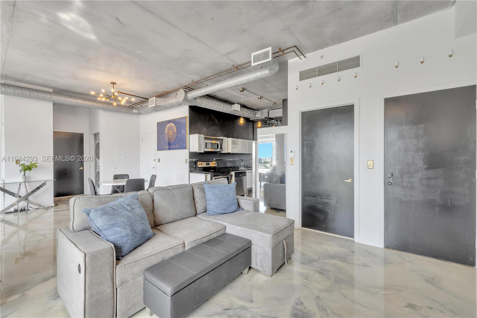 10 SW South River Dr #1111, Miami FL 33130