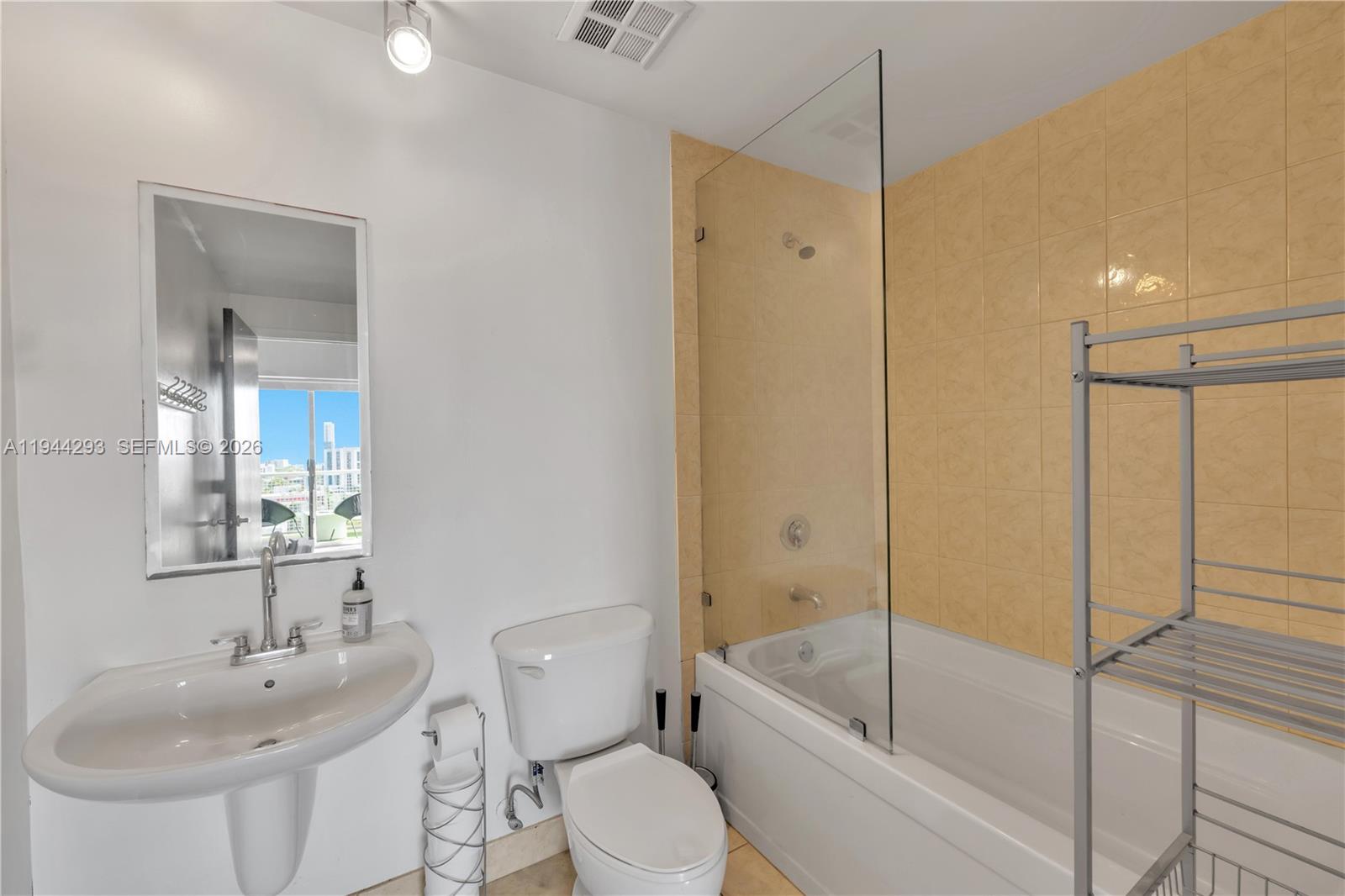 10 SW South River Dr #1111, Miami FL 33130
