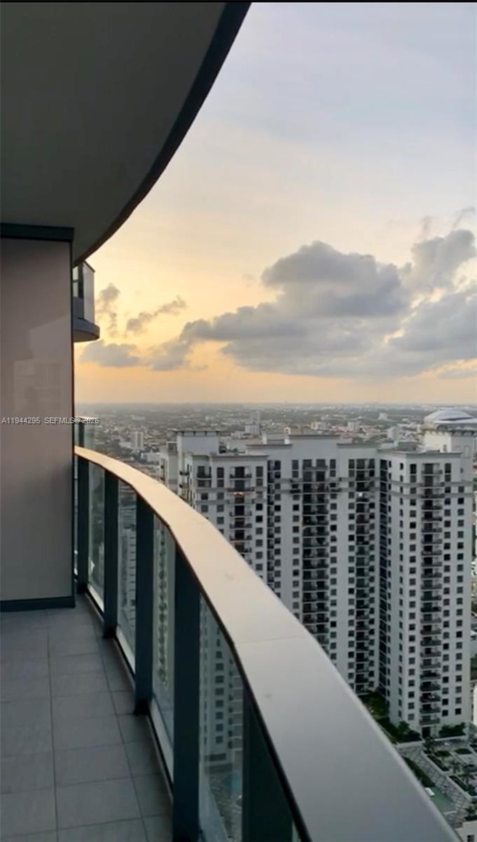 1000 Brickell #4114, Miami FL 33131