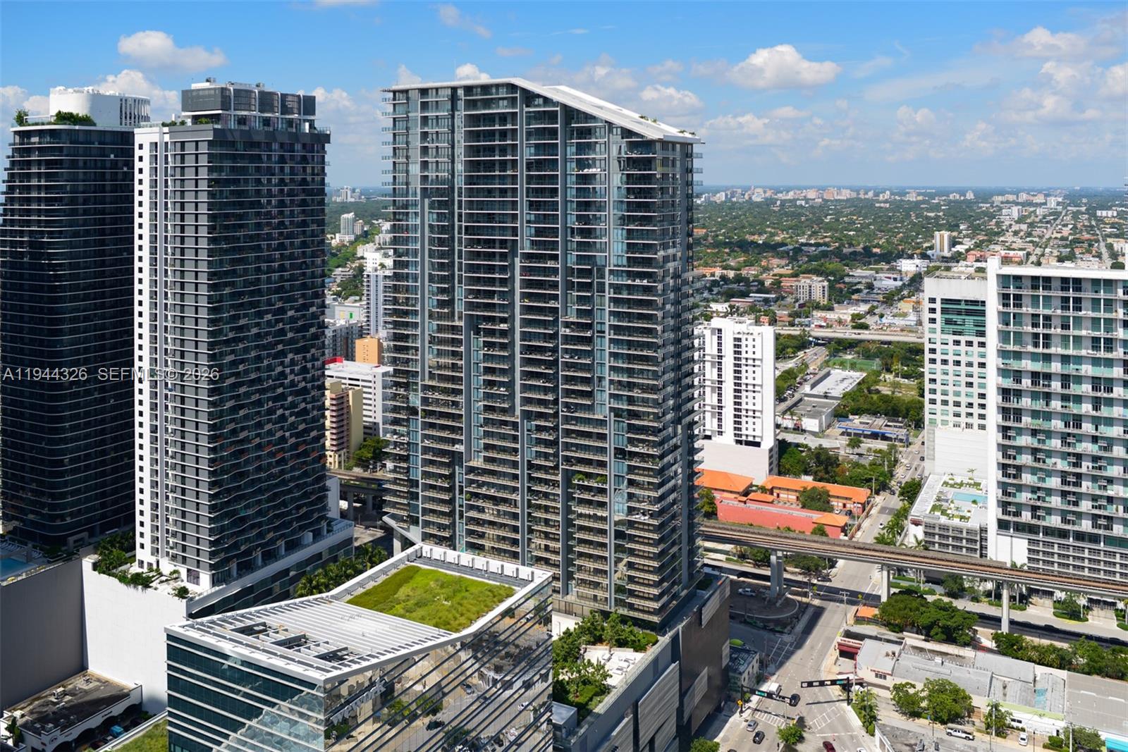 68 SE 6th St #2710, Miami FL 33131