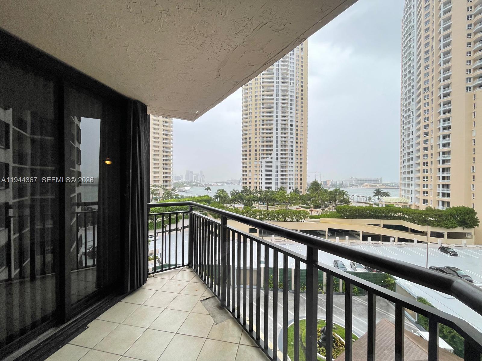 540 Brickell Key Dr #1006, Miami FL 33131