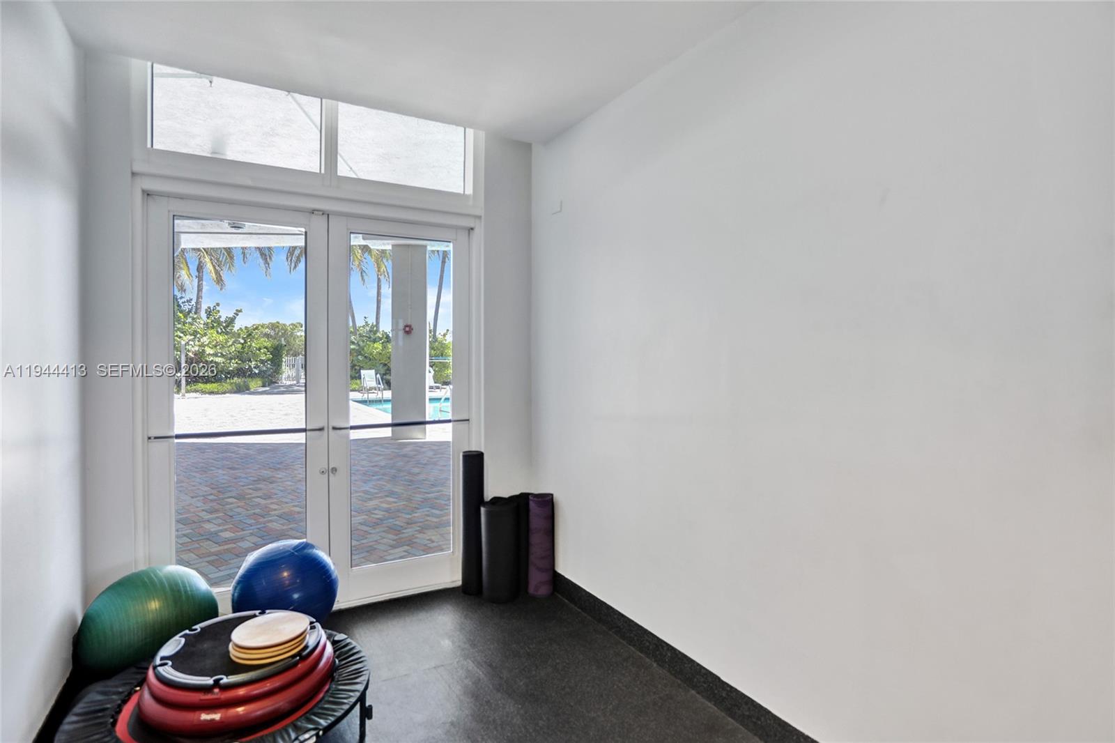 6515 Collins Ave #1806, Miami Beach FL 33141