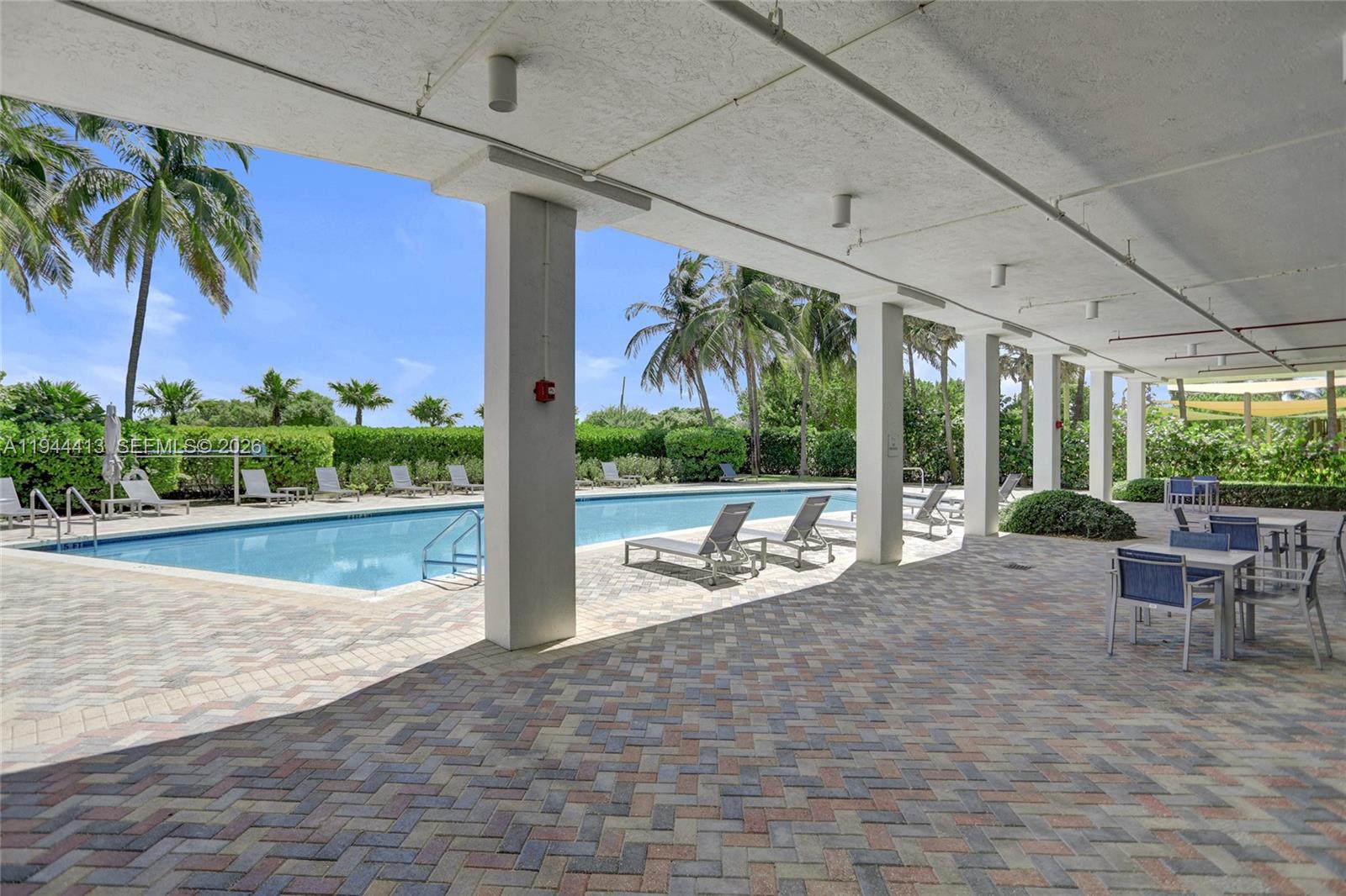 6515 Collins Ave #1806, Miami Beach FL 33141
