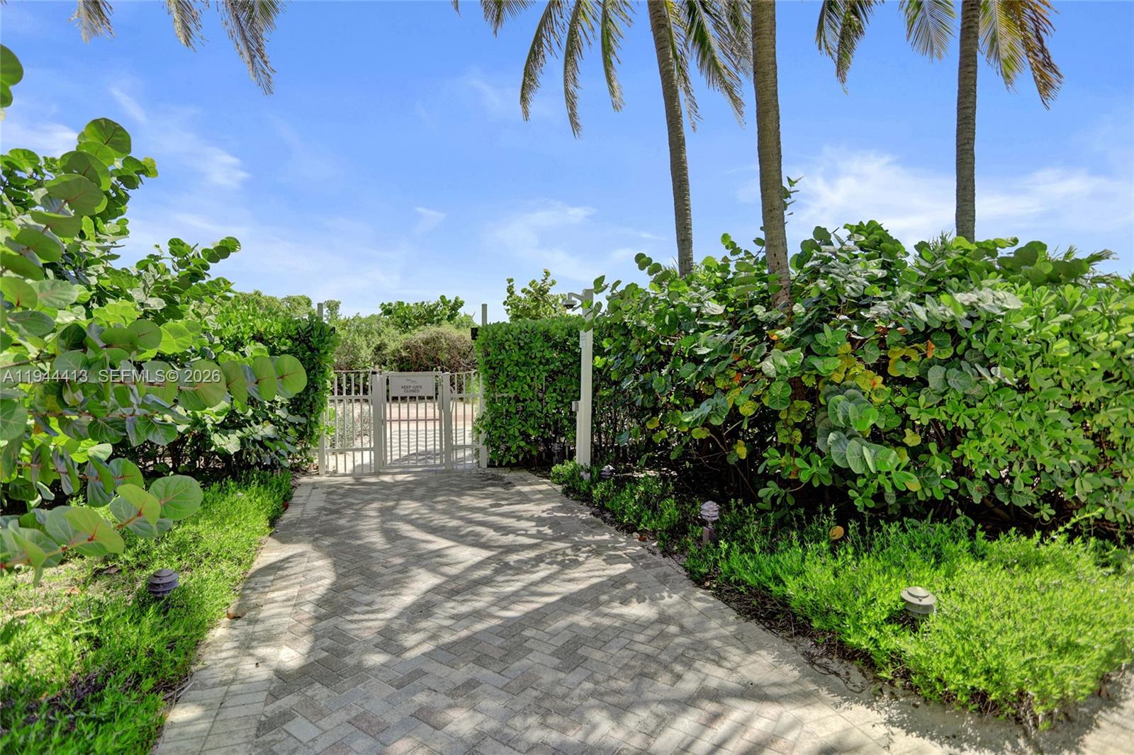 6515 Collins Ave #1806, Miami Beach FL 33141