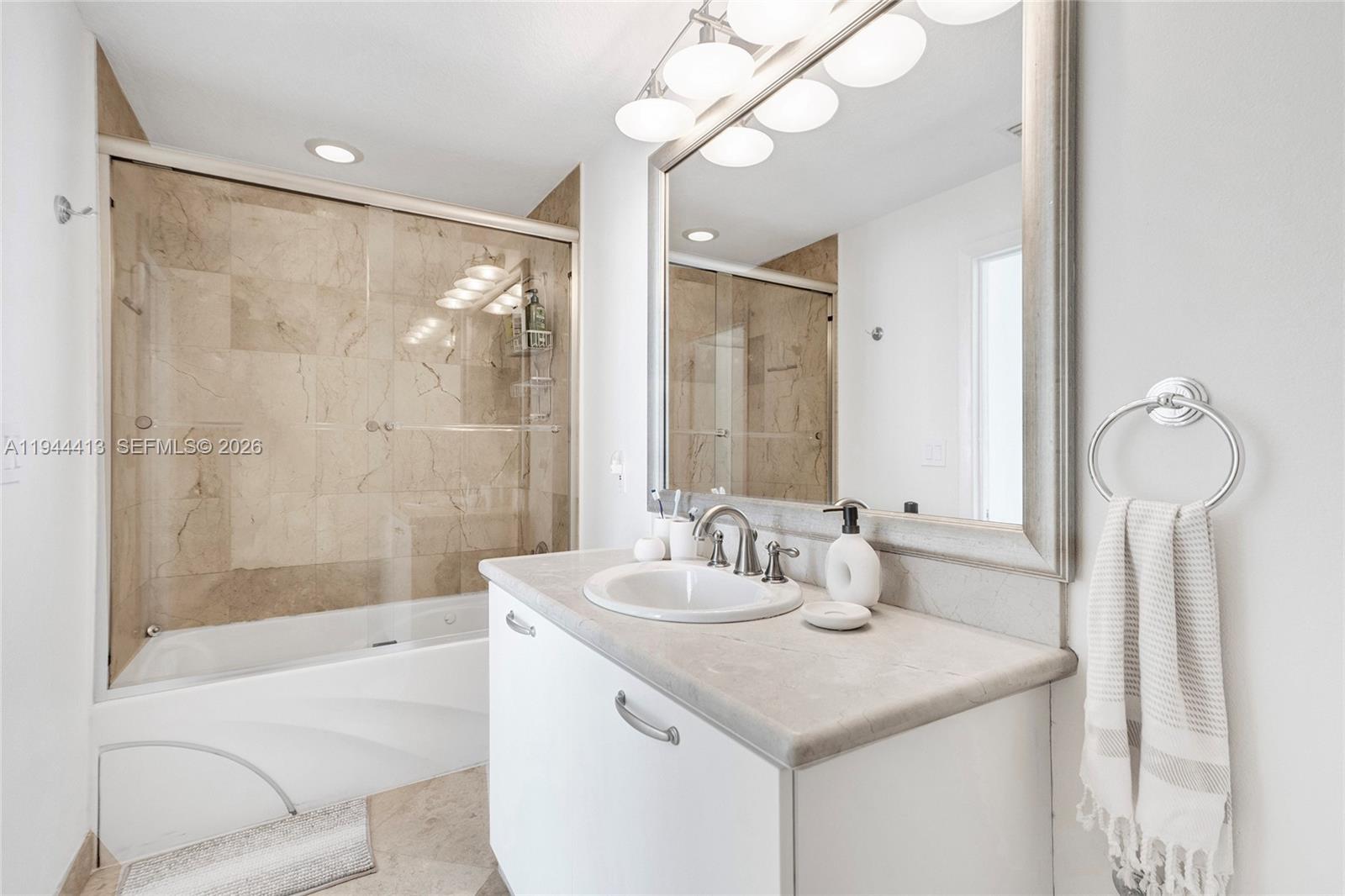 6515 Collins Ave #1806, Miami Beach FL 33141