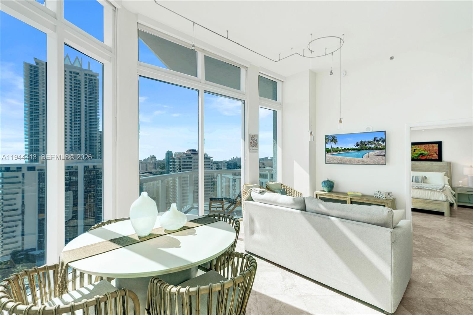 6515 Collins Ave #1806, Miami Beach FL 33141