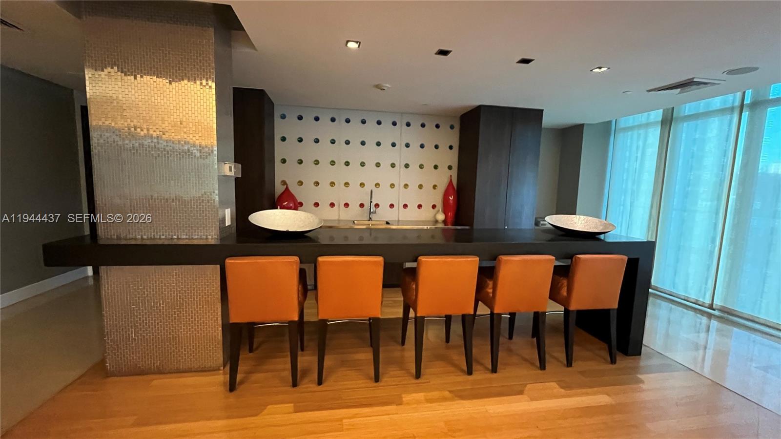 55 SE 6th St #2601, Miami FL 33131