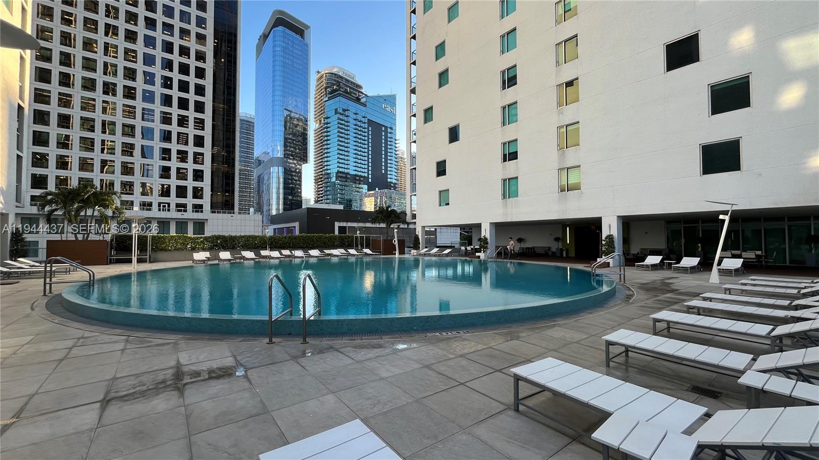55 SE 6th St #2601, Miami FL 33131
