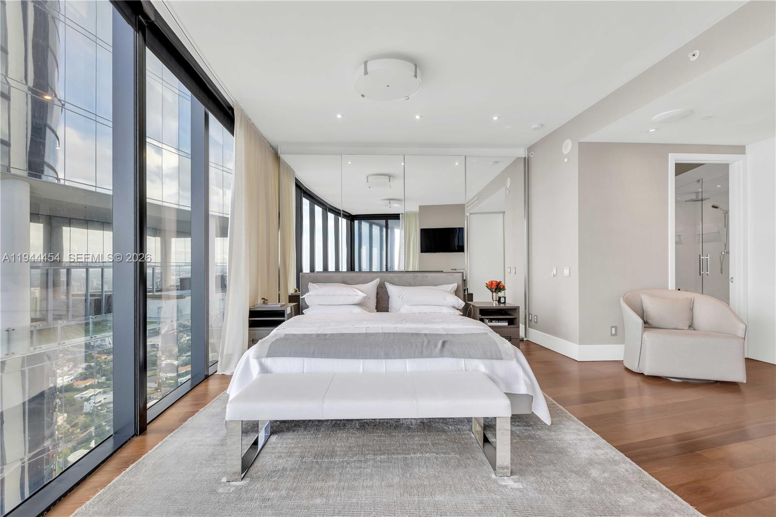 18555 Collins Ave #4601, Sunny Isles Beach FL 33160