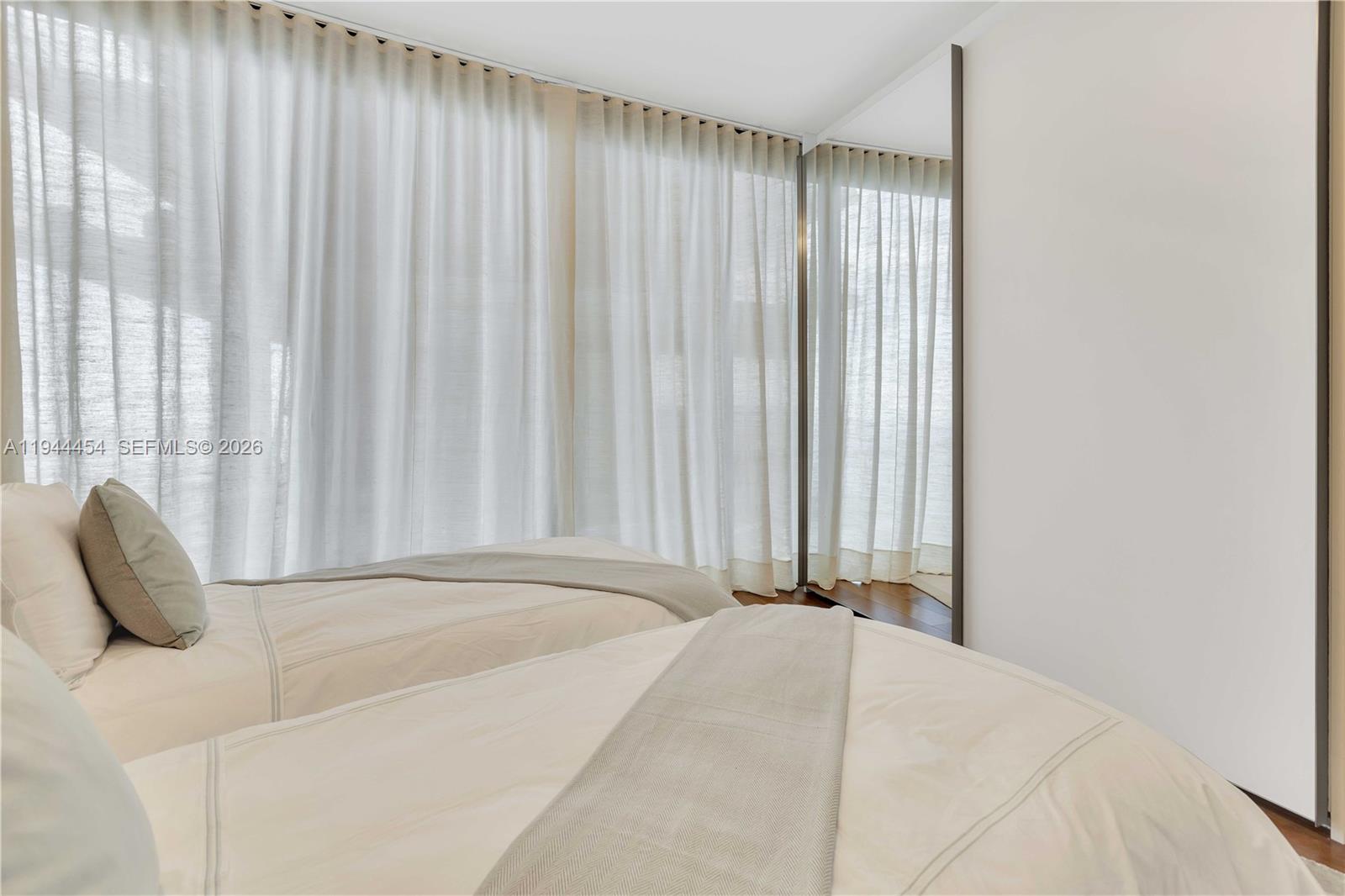 18555 Collins Ave #4601, Sunny Isles Beach FL 33160