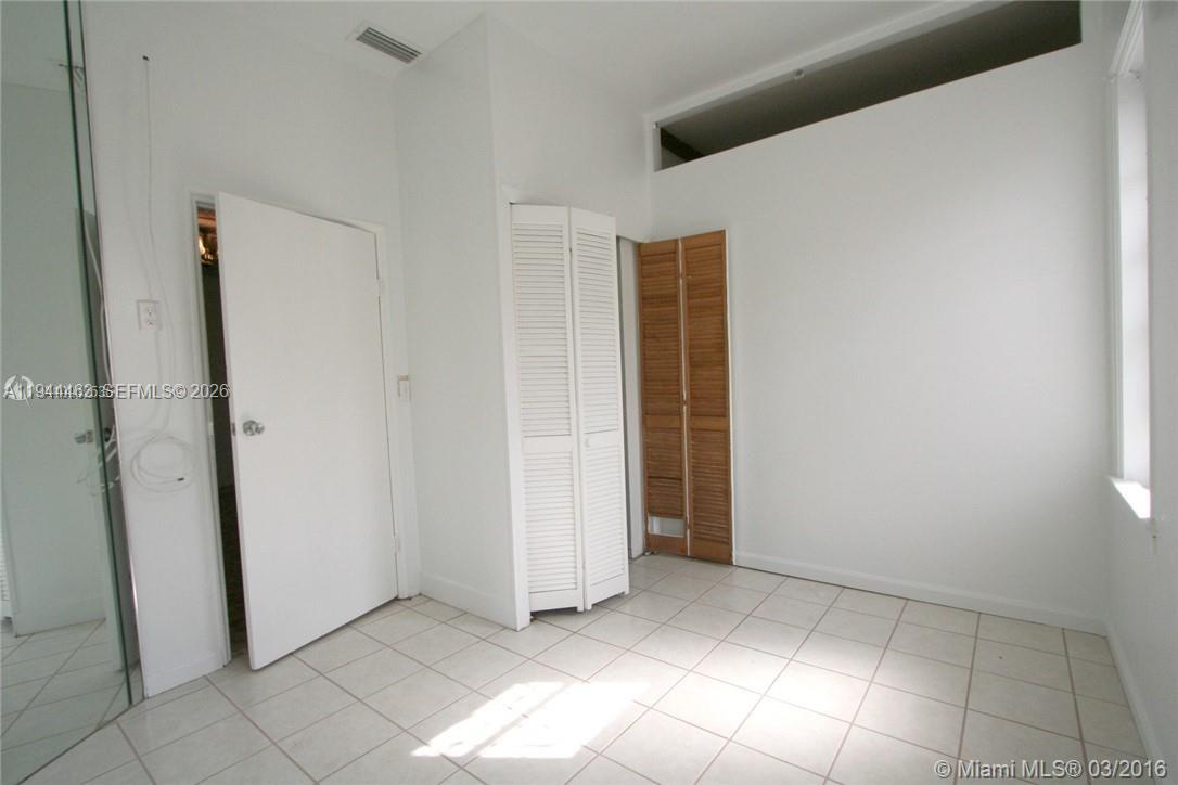 1119 SW 9th St, Miami FL 33130