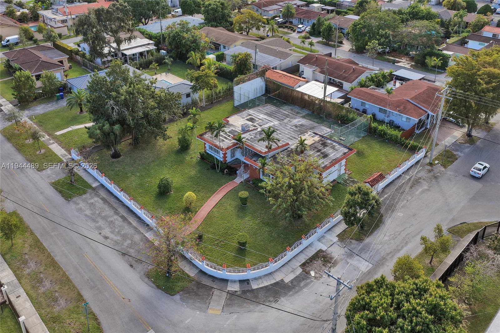 500 SW 39th Ct, Miami FL 33134