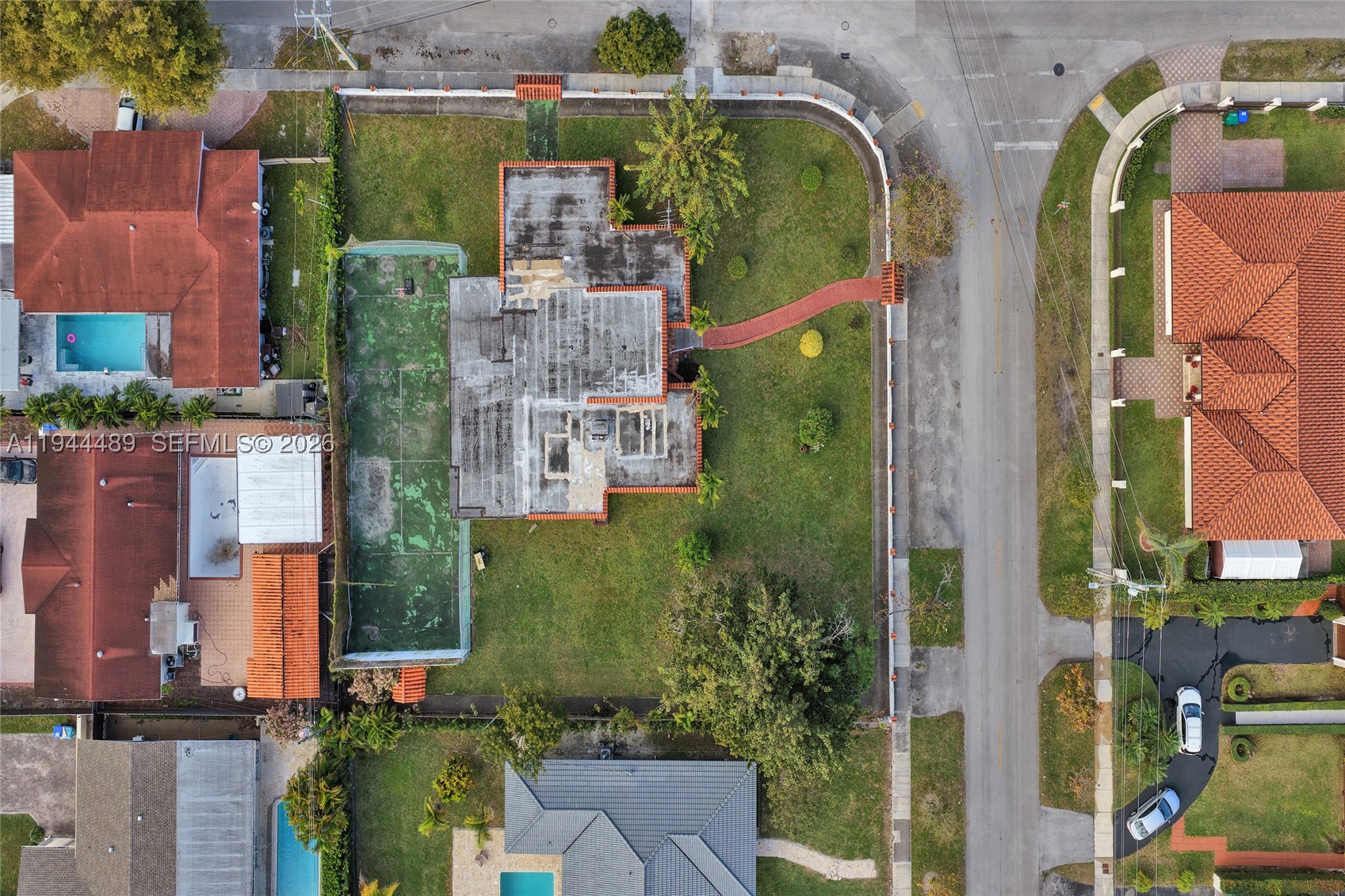 500 SW 39th Ct, Miami FL 33134