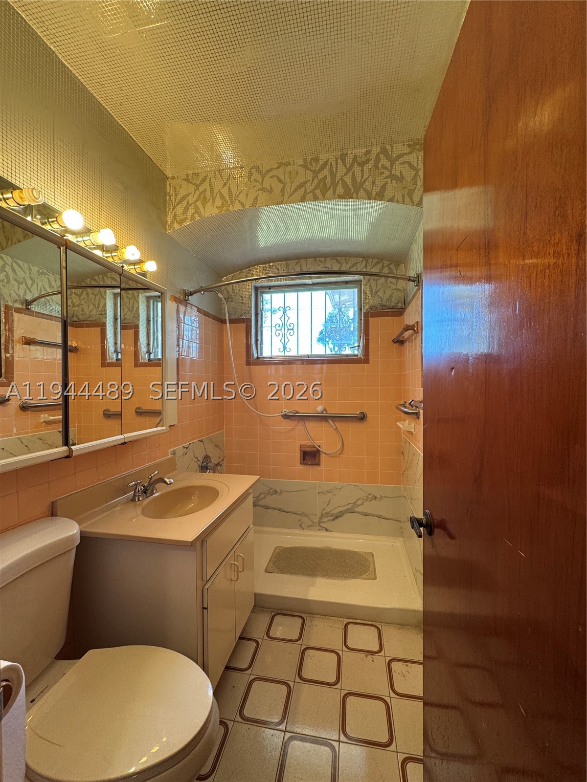 500 SW 39th Ct, Miami FL 33134